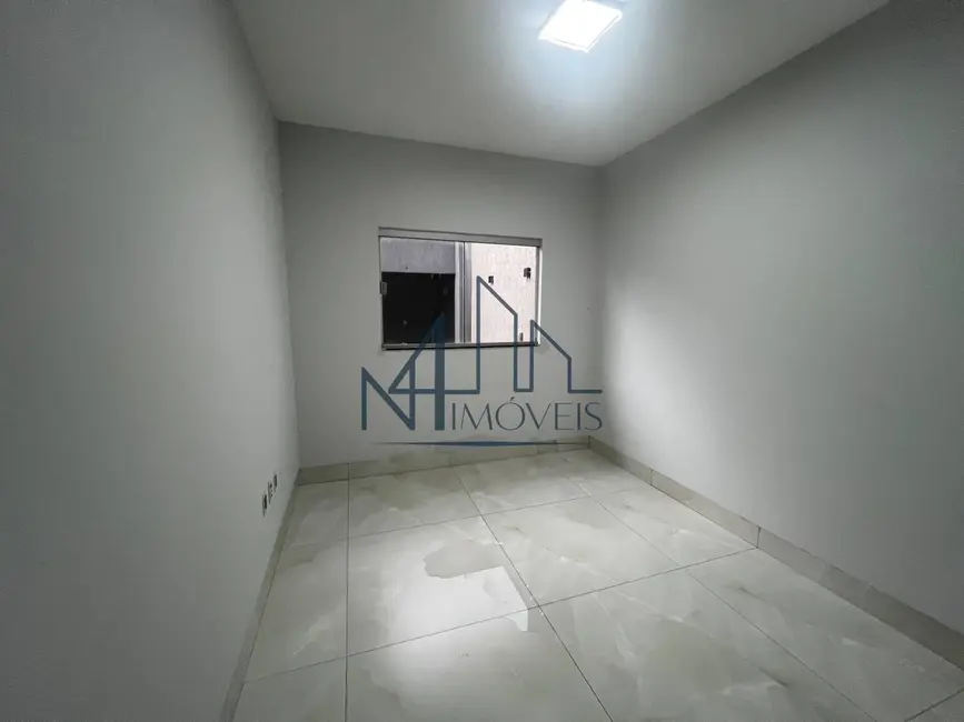 Foto 5 de Casa com 3 quartos à venda, 180m2 em Residencial Canadá, Goiania - GO