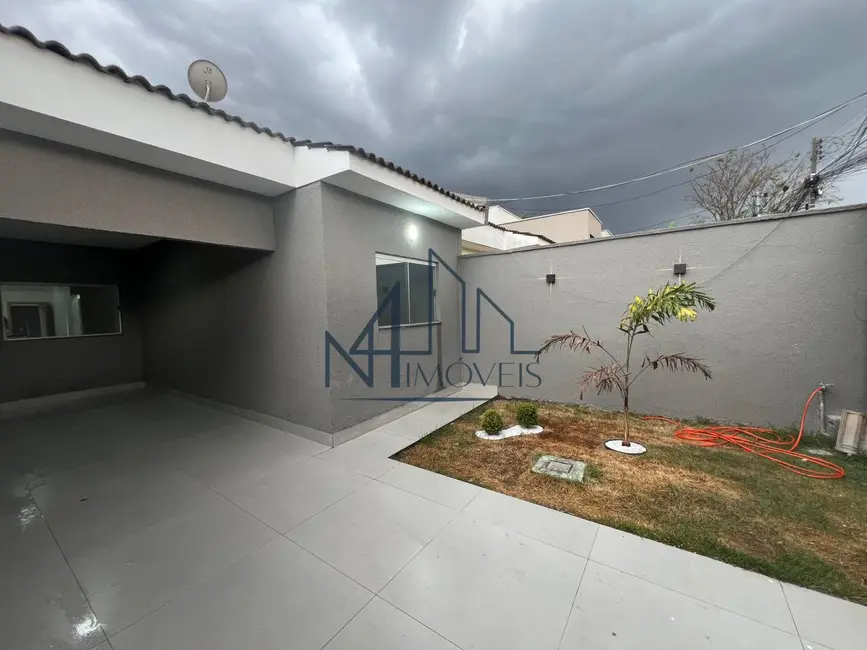 Foto 1 de Casa com 3 quartos à venda, 180m2 em Residencial Canadá, Goiania - GO