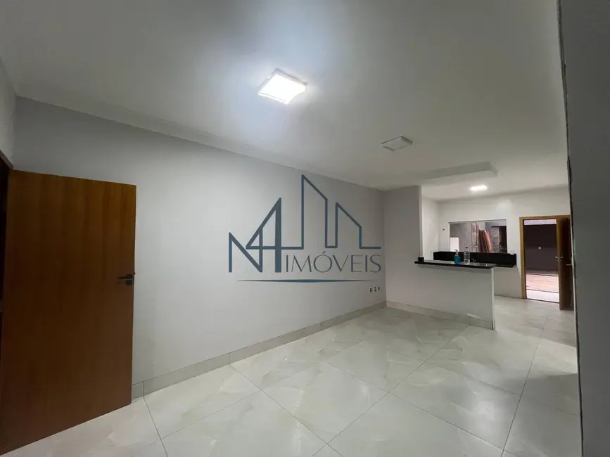 Foto 3 de Casa com 3 quartos à venda, 180m2 em Residencial Canadá, Goiania - GO