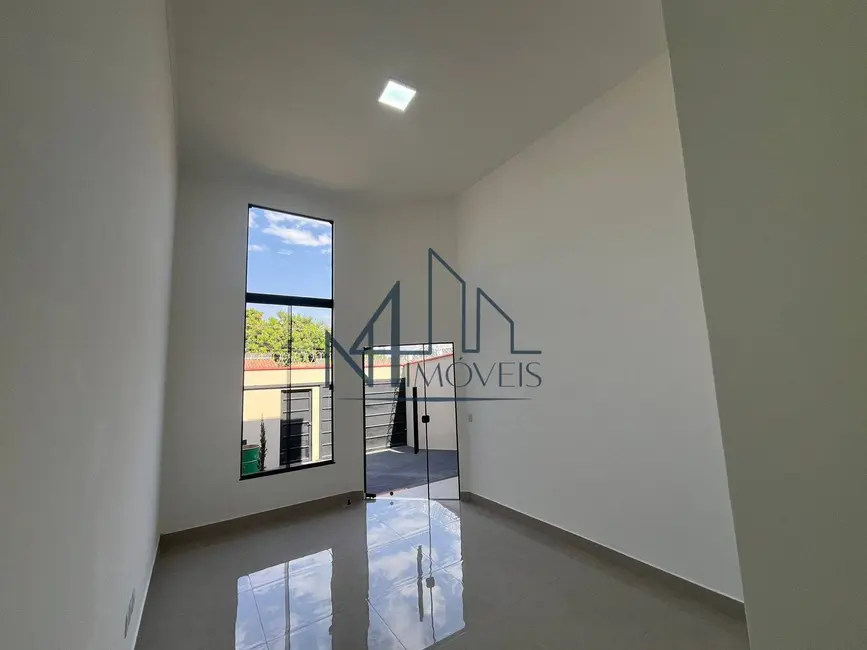 Casa com 3 quartos à venda, 195m2 em Vila Oliveira, Aparecida De Goiania - GO - imagem 4 Foto 4 de Casa com 3 quartos à venda, 195m2 em Vila Oliveira, Aparecida De Goiania - GO