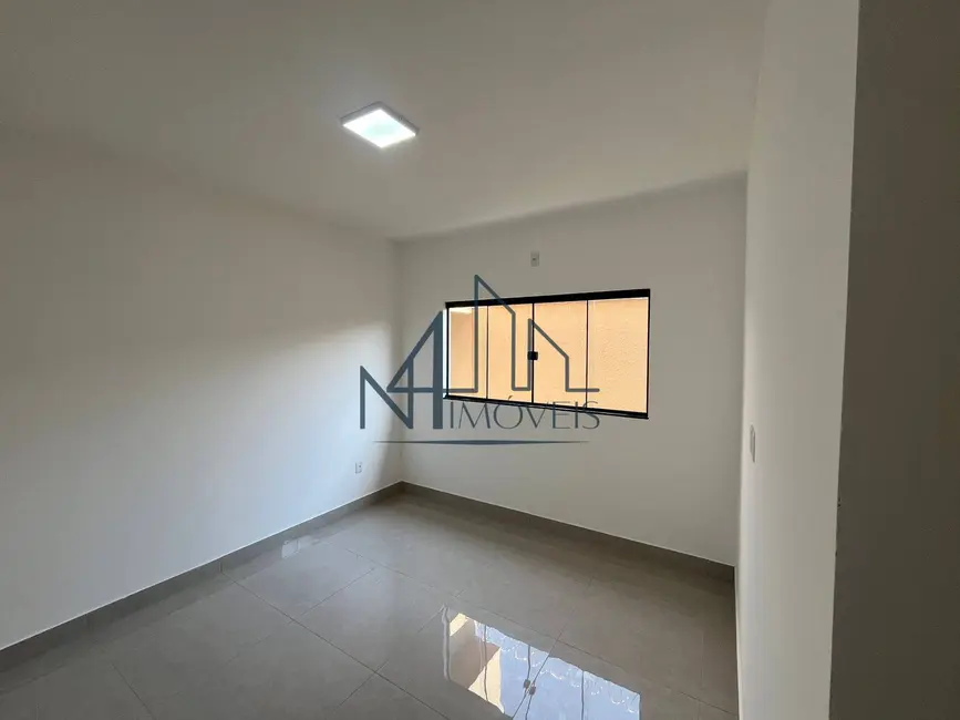 Casa com 3 quartos à venda, 195m2 em Vila Oliveira, Aparecida De Goiania - GO - imagem 5 Foto 5 de Casa com 3 quartos à venda, 195m2 em Vila Oliveira, Aparecida De Goiania - GO