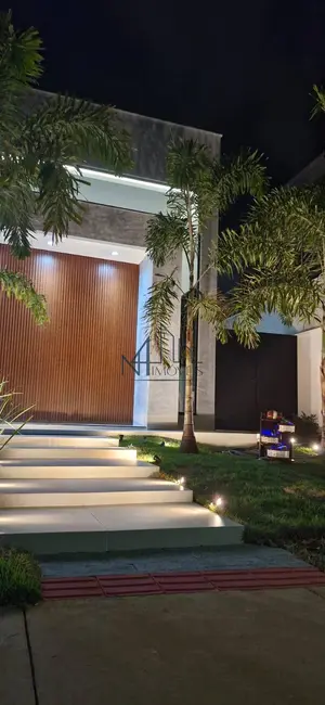 Foto 3 de Casa com 3 quartos à venda, 312m2 em Jardim Cristal, Aparecida De Goiania - GO