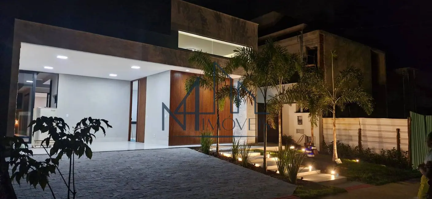 Foto 1 de Casa com 3 quartos à venda, 312m2 em Jardim Cristal, Aparecida De Goiania - GO