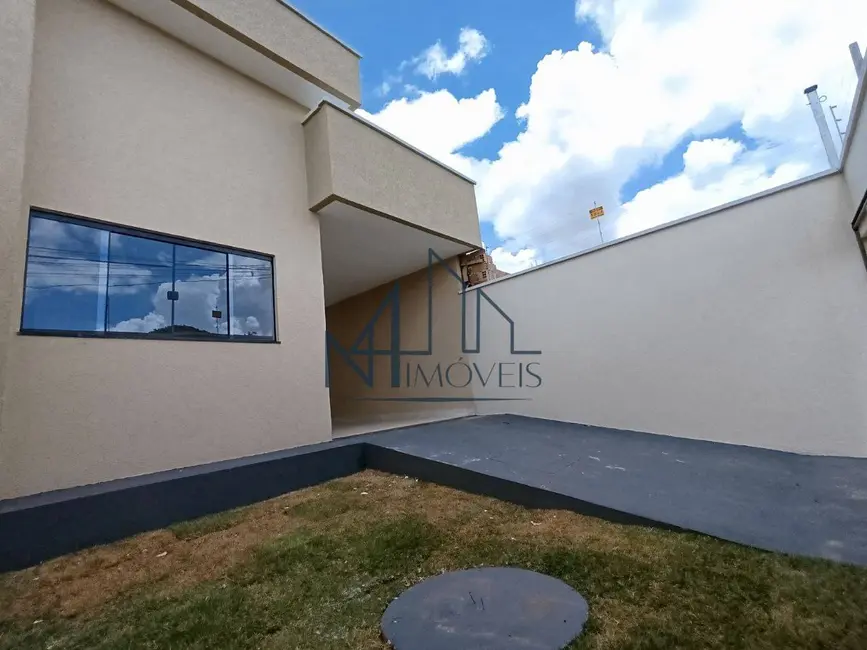 Foto 2 de Casa com 3 quartos à venda, 188m2 em Jardim Veneza, Aparecida De Goiania - GO