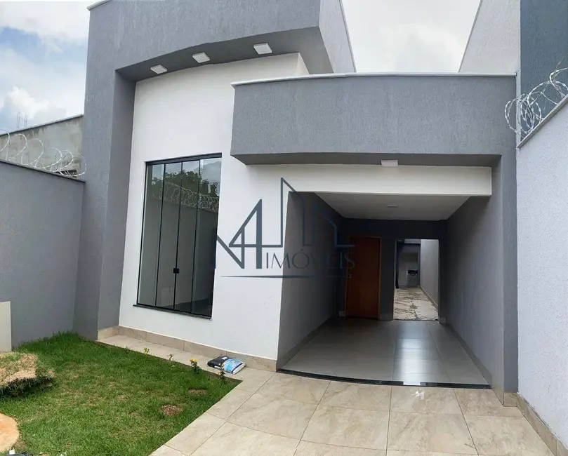 Foto 1 de Casa com 3 quartos à venda, 180m2 em Jardim Mont Serrat, Aparecida De Goiania - GO