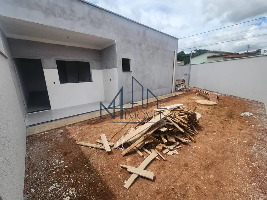 Foto 4 de Casa com 2 quartos à venda, 180m2 em Jardim Miramar, Aparecida De Goiania - GO