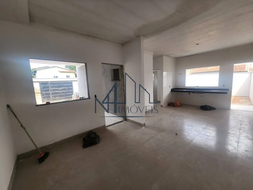Foto 5 de Casa com 2 quartos à venda, 180m2 em Jardim Miramar, Aparecida De Goiania - GO