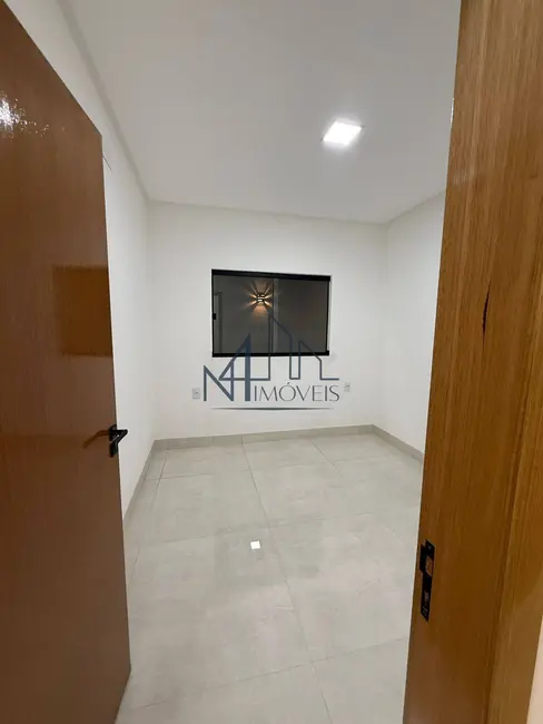 Foto 9 de Casa com 2 quartos à venda, 120m2 em Jardim Curitiba, Goiania - GO