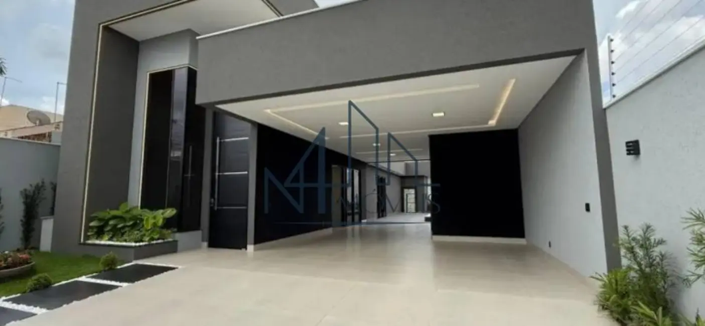 Foto 1 de Casa com 3 quartos à venda, 389m2 em Jardim Mont Serrat, Aparecida De Goiania - GO