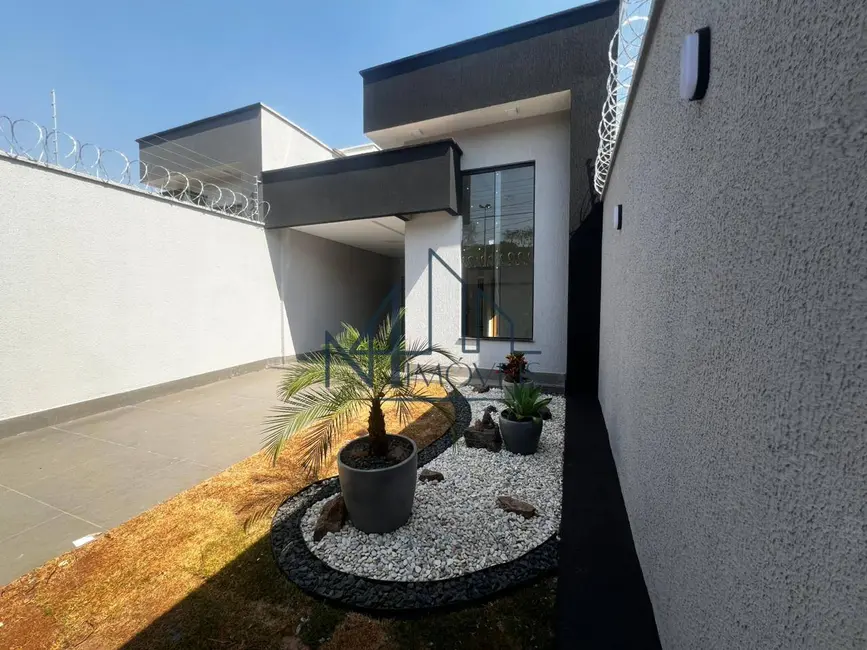 Foto 1 de Casa com 3 quartos à venda, 180m2 em Residencial Itália, Goiania - GO