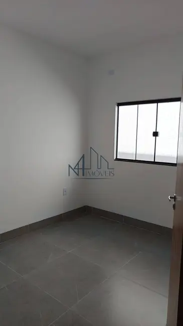 Casa com 3 quartos à venda, 180m2 em Jardim Himalaia, Aparecida De Goiania - GO - imagem 5 Foto 5 de Casa com 3 quartos à venda, 180m2 em Jardim Himalaia, Aparecida De Goiania - GO