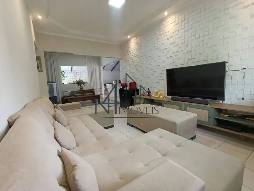 Foto 5 de Casa com 3 quartos à venda, 201m2 em Jardim Imperial, Aparecida De Goiania - GO