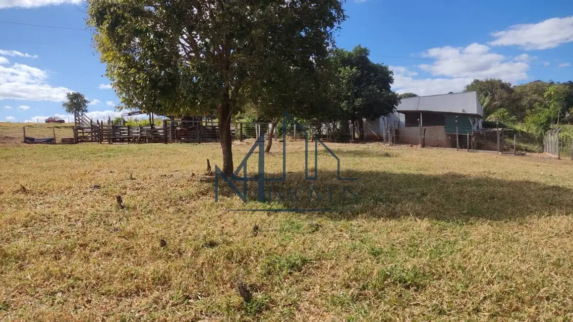 Foto 10 de Chácara à venda em Aragoiania - GO