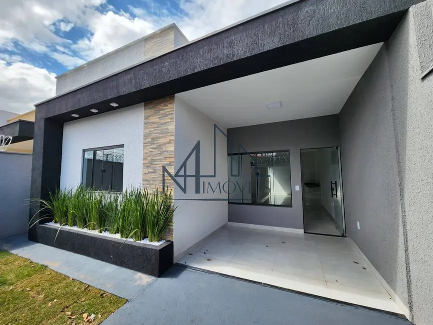 Foto 1 de Casa com 3 quartos à venda, 130m2 em Jardim Ipanema, Trindade - GO