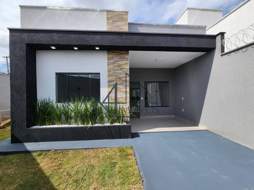 Foto 2 de Casa com 3 quartos à venda, 130m2 em Jardim Ipanema, Trindade - GO