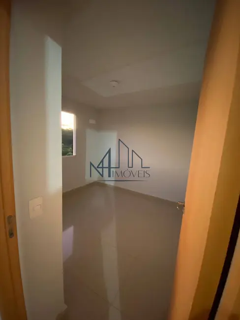 Foto 3 de Apartamento com 2 quartos à venda em Jardim Belo Horizonte, Aparecida De Goiania - GO