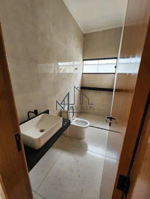 Casa com 3 quartos à venda, 150m2 em Residencial Morada do Bosque, Senador Canedo - GO - imagem 5 Foto 5 de Casa com 3 quartos à venda, 150m2 em Residencial Morada do Bosque, Senador Canedo - GO