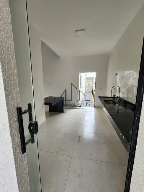 Casa com 3 quartos à venda, 150m2 em Residencial Morada do Bosque, Senador Canedo - GO - imagem 8 Foto 8 de Casa com 3 quartos à venda, 150m2 em Residencial Morada do Bosque, Senador Canedo - GO