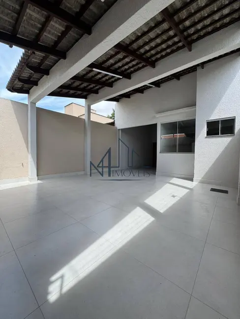 Foto 1 de Casa com 3 quartos à venda, 190m2 em Industrial Santo Antônio, Aparecida De Goiania - GO