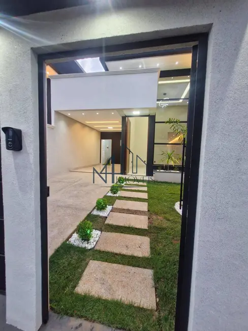 Foto 1 de Casa com 3 quartos à venda, 233m2 em Vila Oliveira, Aparecida De Goiania - GO