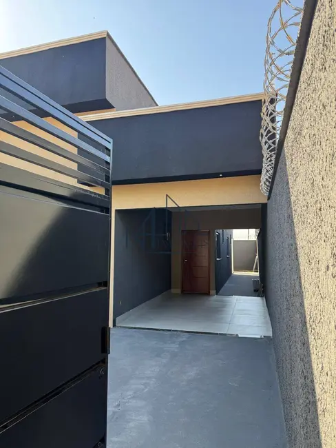 Foto 2 de Casa com 2 quartos à venda, 180m2 em Parque Ibirapuera, Aparecida De Goiania - GO