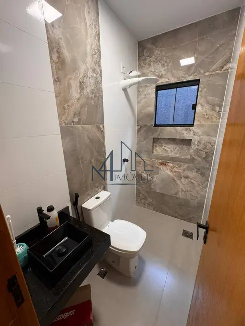 Foto 8 de Casa com 2 quartos à venda, 180m2 em Hidrolandia - GO