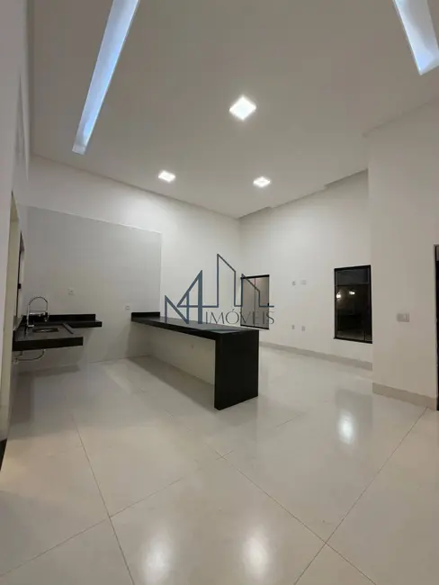 Casa com 3 quartos à venda, 180m2 em Residencial Jardim Canedo, Senador Canedo - GO - imagem 5 Foto 5 de Casa com 3 quartos à venda, 180m2 em Residencial Jardim Canedo, Senador Canedo - GO