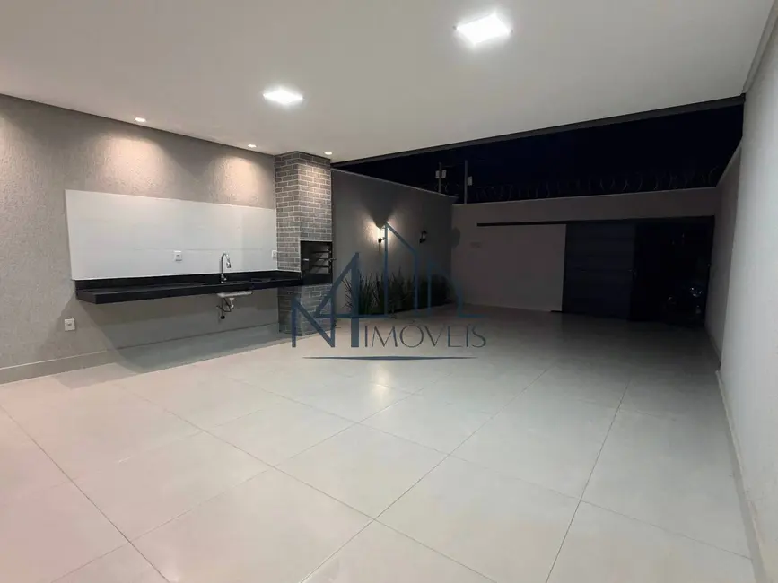Casa com 3 quartos à venda, 180m2 em Residencial Jardim Canedo, Senador Canedo - GO - imagem 2 Foto 2 de Casa com 3 quartos à venda, 180m2 em Residencial Jardim Canedo, Senador Canedo - GO