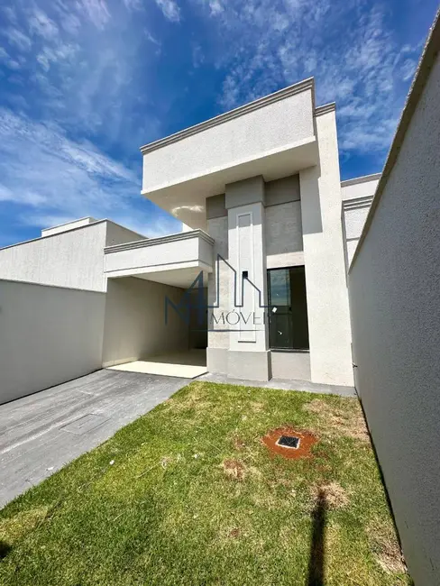 Foto 2 de Casa com 3 quartos à venda, 180m2 em Aparecida De Goiania - GO