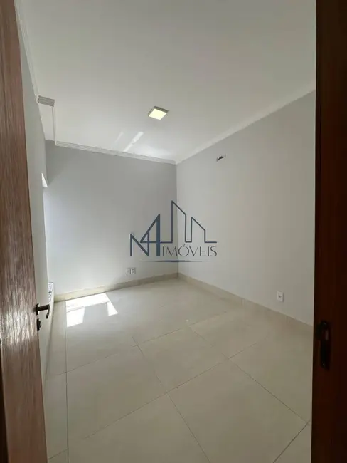 Foto 8 de Casa com 3 quartos à venda, 180m2 em Aparecida De Goiania - GO