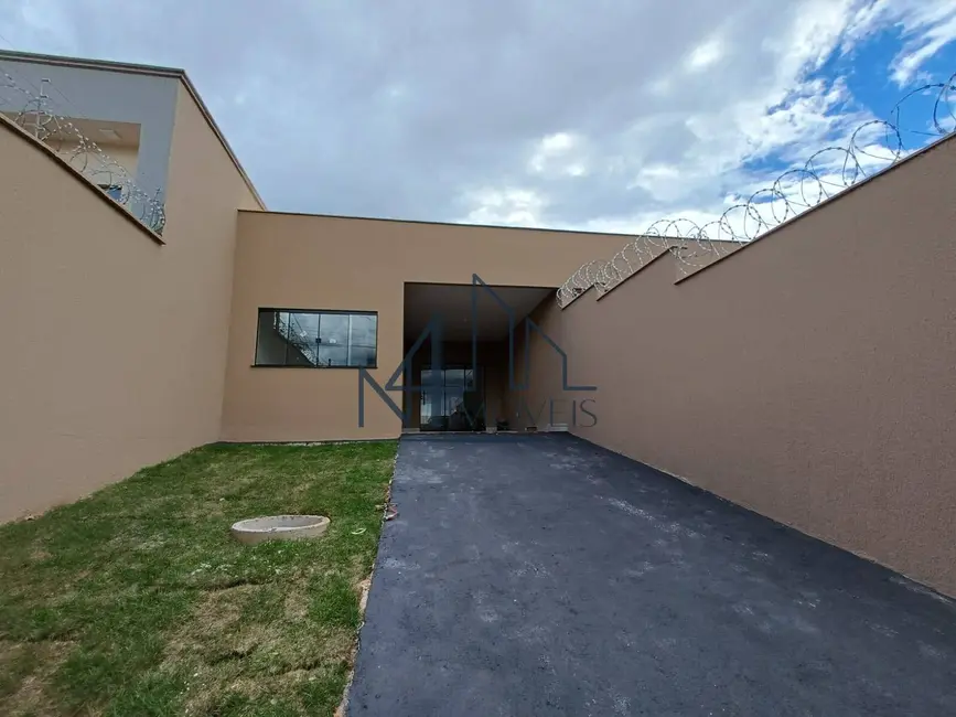 Foto 1 de Casa com 2 quartos à venda, 180m2 em Setor Comendador Walmor, Aparecida De Goiania - GO