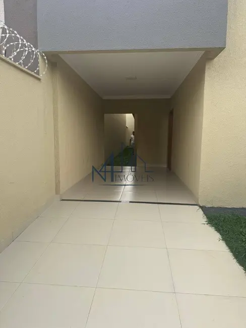 Casa com 3 quartos à venda, 175m2 em Independência - 3º Complemento, Aparecida De Goiania - GO - imagem 2 Foto 2 de Casa com 3 quartos à venda, 175m2 em Independência - 3º Complemento, Aparecida De Goiania - GO