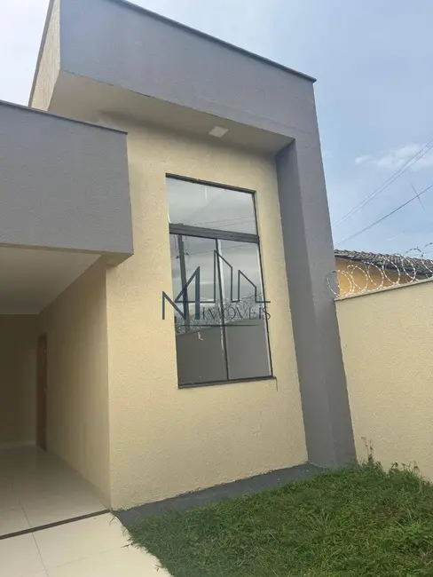 Casa com 3 quartos à venda, 175m2 em Independência - 3º Complemento, Aparecida De Goiania - GO - imagem 1 Foto 1 de Casa com 3 quartos à venda, 175m2 em Independência - 3º Complemento, Aparecida De Goiania - GO