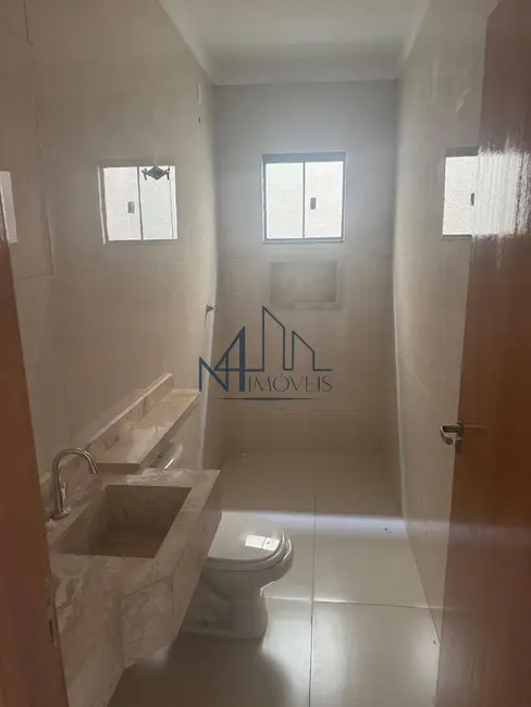 Casa com 3 quartos à venda, 175m2 em Independência - 3º Complemento, Aparecida De Goiania - GO - imagem 9 Foto 9 de Casa com 3 quartos à venda, 175m2 em Independência - 3º Complemento, Aparecida De Goiania - GO