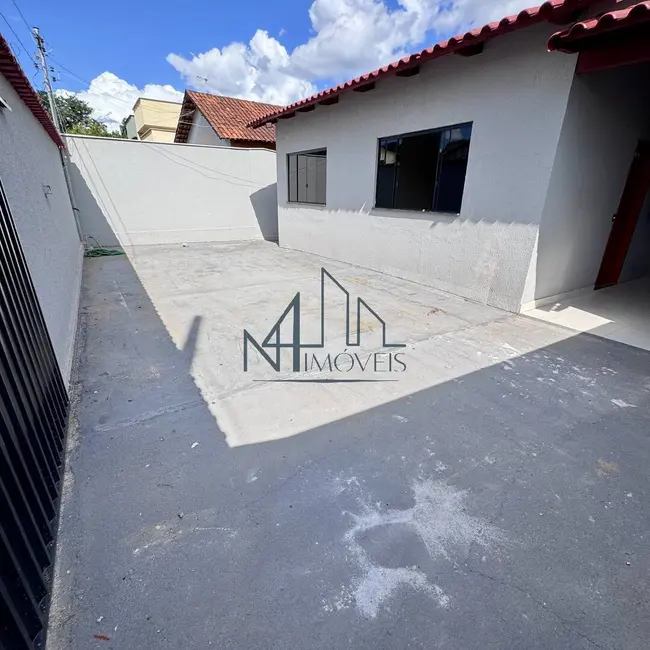 Casa com 3 quartos à venda, 372m2 em Setor Marista Sul, Aparecida De Goiania - GO - imagem 1 Foto 1 de Casa com 3 quartos à venda, 372m2 em Setor Marista Sul, Aparecida De Goiania - GO