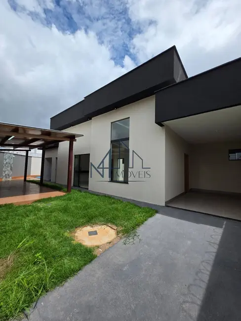 Foto 2 de Casa com 3 quartos à venda, 232m2 em Aparecida De Goiania - GO