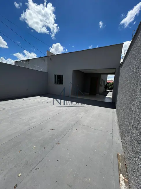 Foto 2 de Casa com 2 quartos à venda, 205m2 em Independência, Aparecida De Goiania - GO