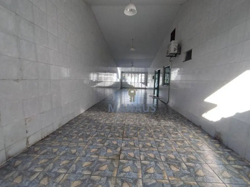 Foto 3 de Casa com 3 quartos à venda, 300m2 em Nova Esperança, Manaus - AM