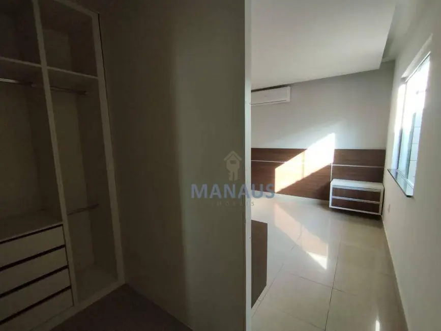 Foto 9 de Casa com 3 quartos à venda, 300m2 em Nova Esperança, Manaus - AM
