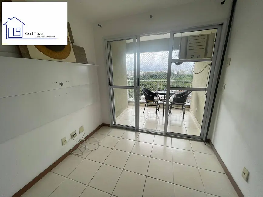 Foto 2 de Apartamento com 3 quartos para alugar, 70m2 em Camorim, Rio De Janeiro - RJ