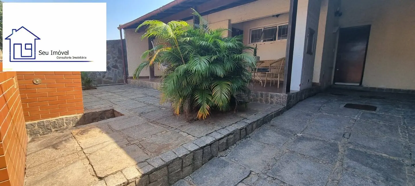Foto 2 de Casa com 2 quartos à venda, 141m2 em Taquara, Rio De Janeiro - RJ
