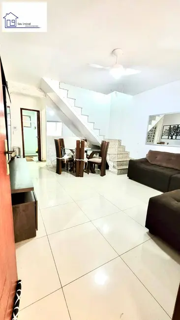 Foto 2 de Casa com 2 quartos à venda, 72m2 em Curicica, Rio De Janeiro - RJ