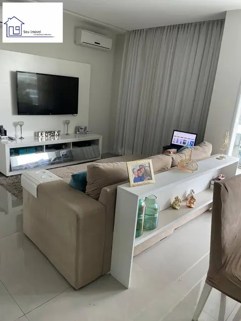 Foto 2 de Apartamento com 3 quartos para alugar, 167m2 em Rio De Janeiro - RJ