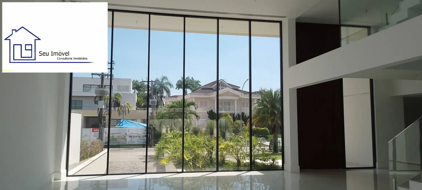 Casa com 5 quartos à venda, 1200m2 em Barra da Tijuca, Rio De Janeiro - RJ - imagem 8 Foto 8 de Casa com 5 quartos à venda, 1200m2 em Barra da Tijuca, Rio De Janeiro - RJ