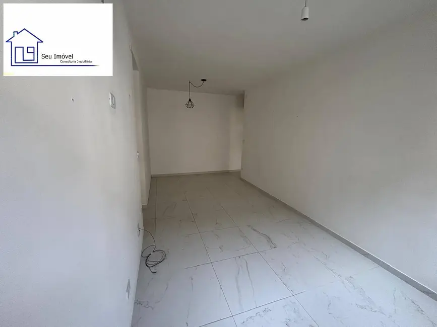 Foto 2 de Apartamento com 2 quartos à venda e para alugar, 50m2 em Camorim, Rio De Janeiro - RJ