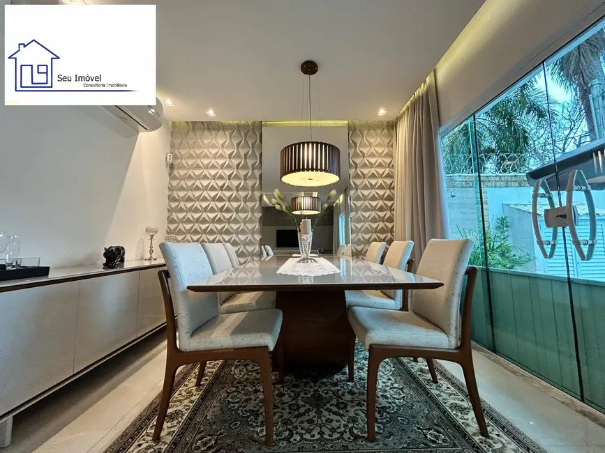 Casa com 5 quartos à venda, 279m2 em Jacarepaguá, Rio De Janeiro - RJ - imagem 9 Foto 9 de Casa com 5 quartos à venda, 279m2 em Jacarepaguá, Rio De Janeiro - RJ