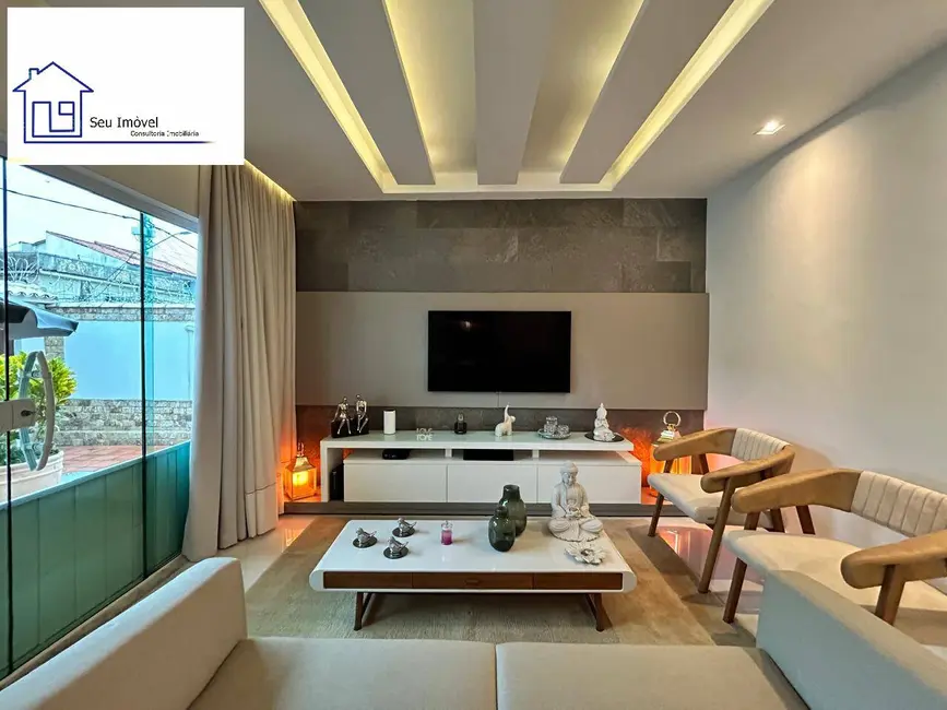 Casa com 5 quartos à venda, 279m2 em Jacarepaguá, Rio De Janeiro - RJ - imagem 1 Foto 1 de Casa com 5 quartos à venda, 279m2 em Jacarepaguá, Rio De Janeiro - RJ