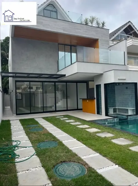 Foto 1 de Casa com 3 quartos à venda, 350m2 em Recreio dos Bandeirantes, Rio De Janeiro - RJ