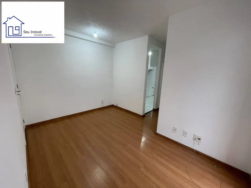 Foto 2 de Apartamento com 2 quartos para alugar, 48m2 em Taquara, Rio De Janeiro - RJ