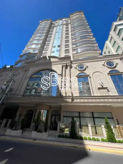 Foto 1 de Apartamento com 4 quartos à venda, 172m2 em Itapema - SC